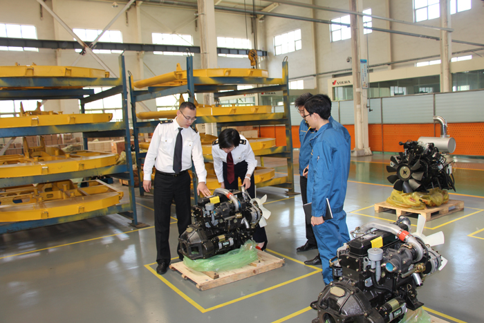 濟(jì)寧檢驗檢疫局領(lǐng)導(dǎo)蒞臨沃爾華集團(tuán)參觀指導(dǎo) 濟(jì)寧檢驗檢疫局領(lǐng)導(dǎo)蒞臨沃爾華集團(tuán)參觀指導(dǎo)