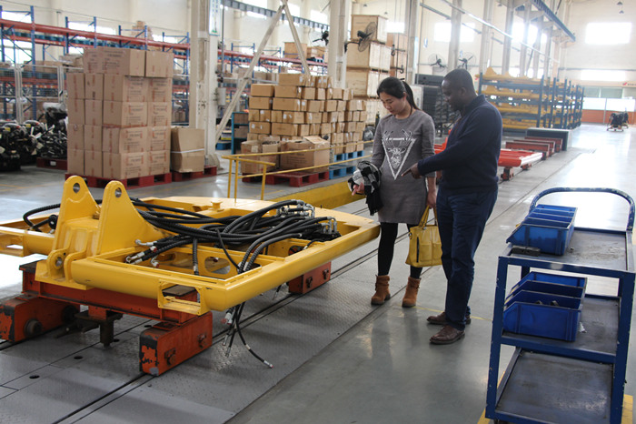 非洲客戶訪問沃爾華集團(tuán) 非洲客戶訪問沃爾華集團(tuán)