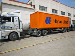  沃爾華集團一批滑移裝載機出口北美市場